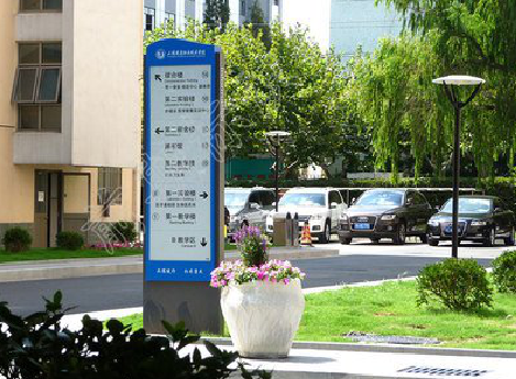 冷水江哪些因素影响宣传栏的制作？